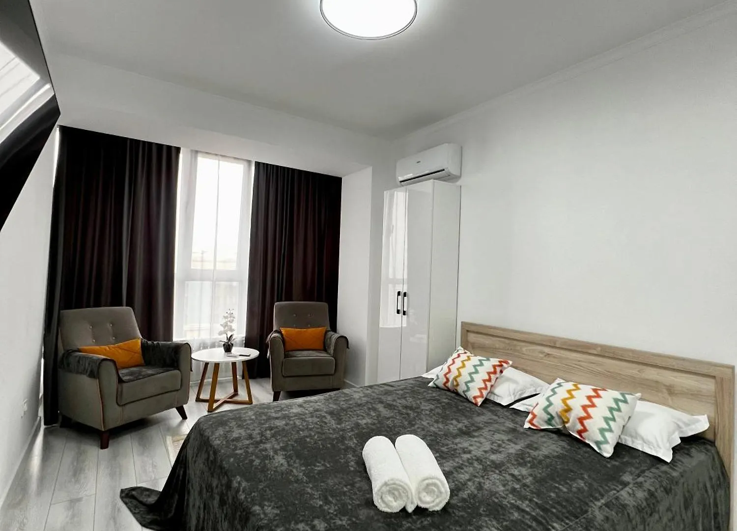 Four Seasons Apartment Almaty